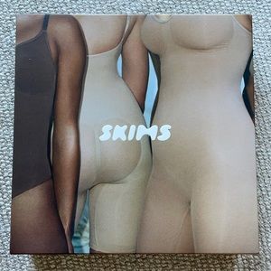 SKIMS Seamless Sculpt Sculpting bodysuit